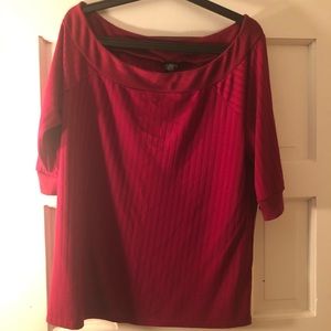 Red/burgundy stretchy off shoulder top torrid